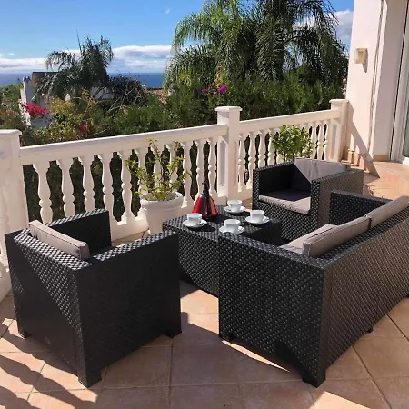 Villa Sol Y Mar Ideal For Groups Of Families Or Golfers Marbella