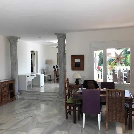Sol Y Mar Ideal For Groups Of Families Or Golfers Villa Marbella